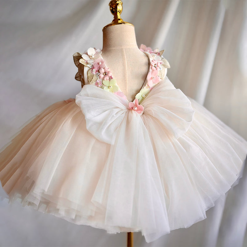 Papillon Butterfly Gown - detail